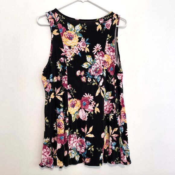 TORRID 1 Plus Size Super Soft Scoop Neck Button Front Fit and Flare Tank Floral - Picture 12 of 14